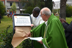 Benedizione della targa in memoria di Suor Orsolina